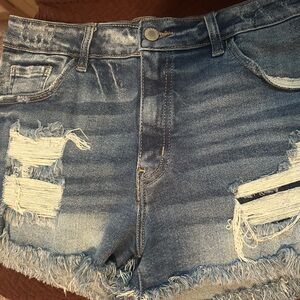 KanCan jean shorts size 31